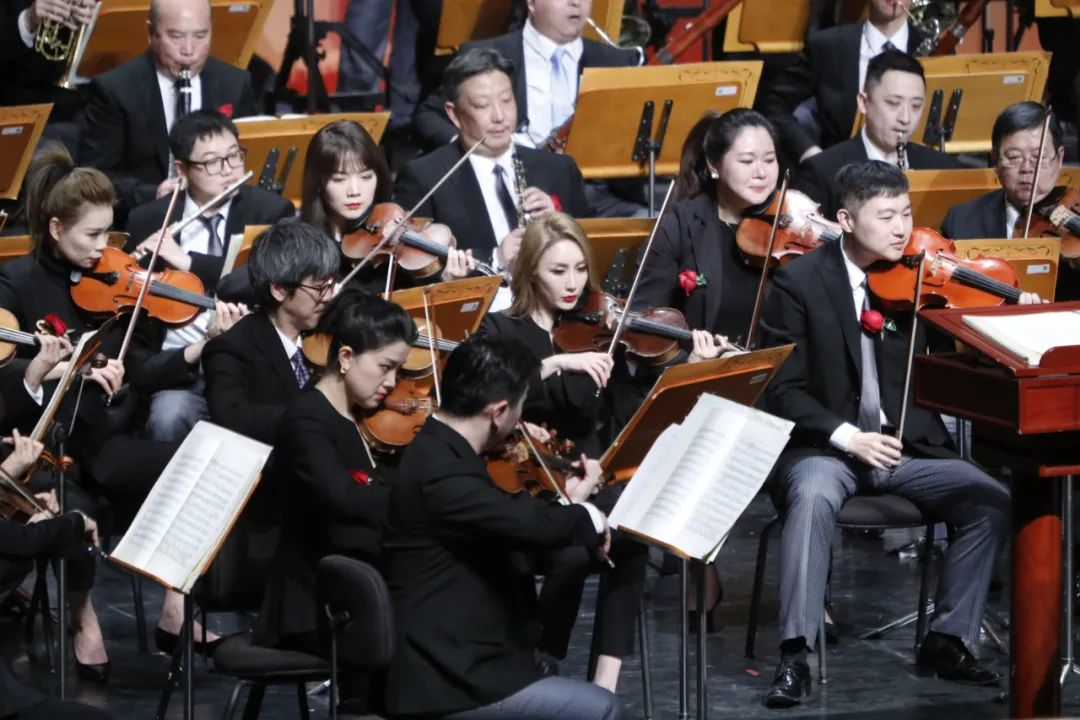 关于Ming迎来二十赛季出色发挥，德国队观众热烈欢呼！观众掌声雷动的信息-kaiyun