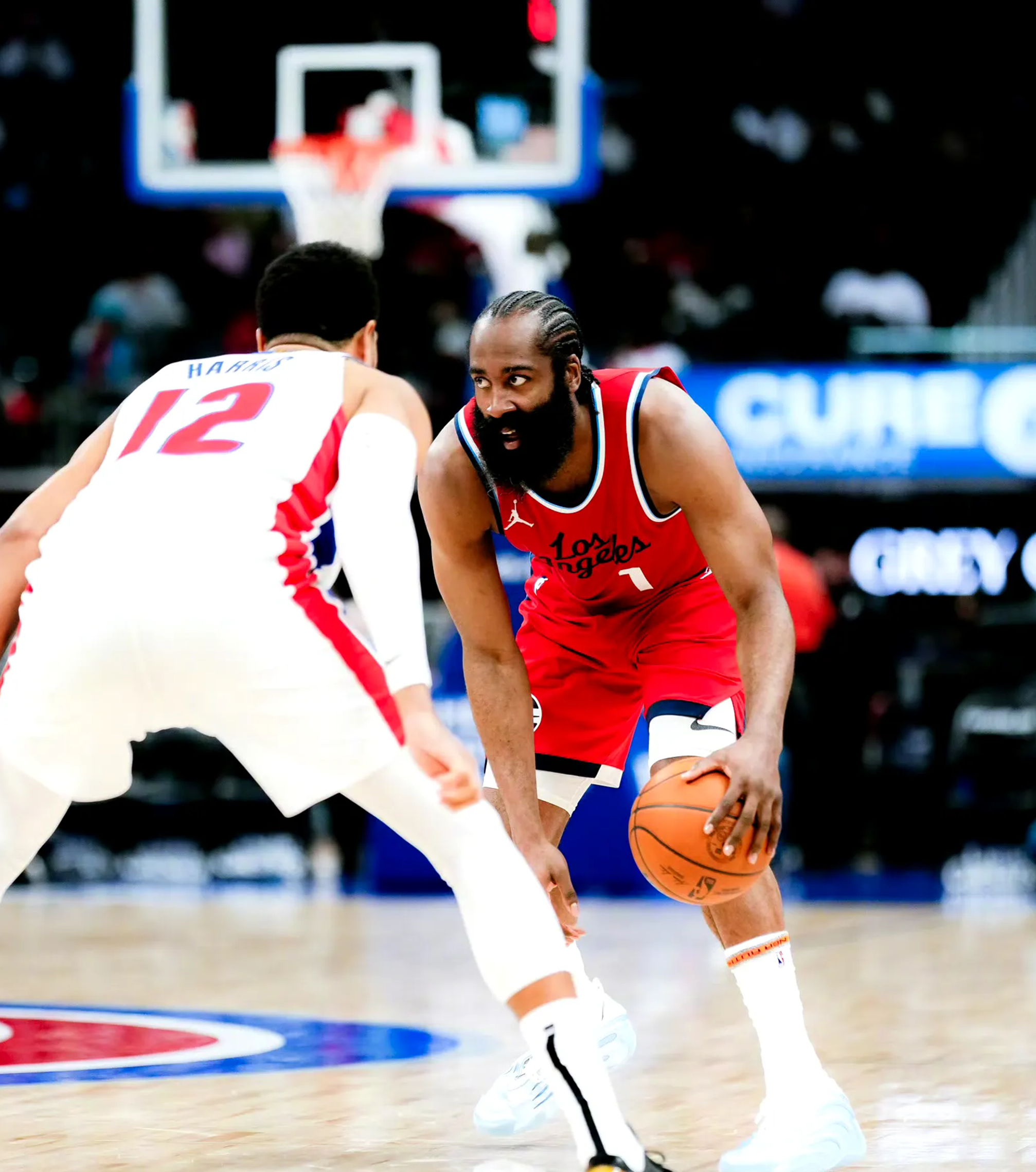 清晨体能课后，洛杉矶快船状态回暖备战英超，球迷炸锅，训练强度明显提升的简单介绍-开云官网